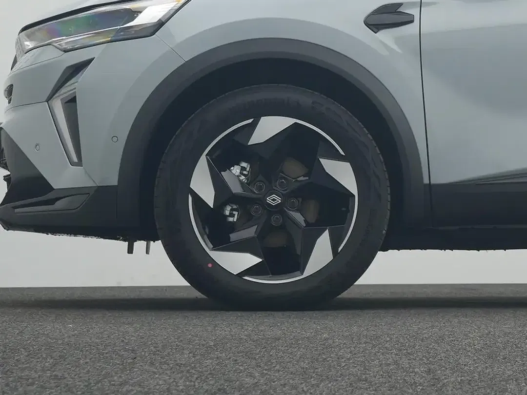 Renault Captur - Thumbnail 5
