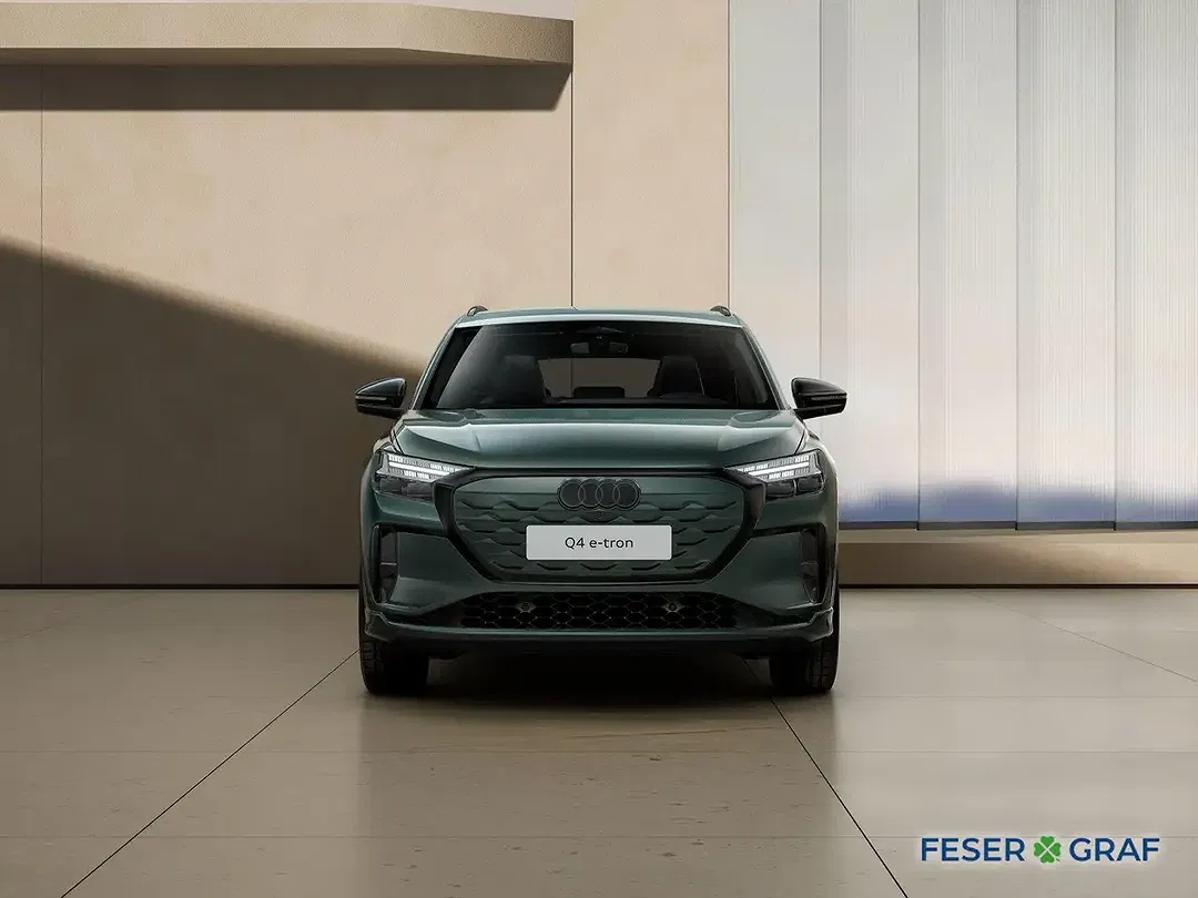 Audi Q4 e-tron - Thumbnail 2