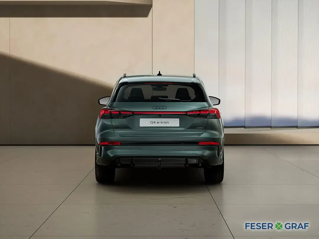 Audi Q4 e-tron - Thumbnail 4