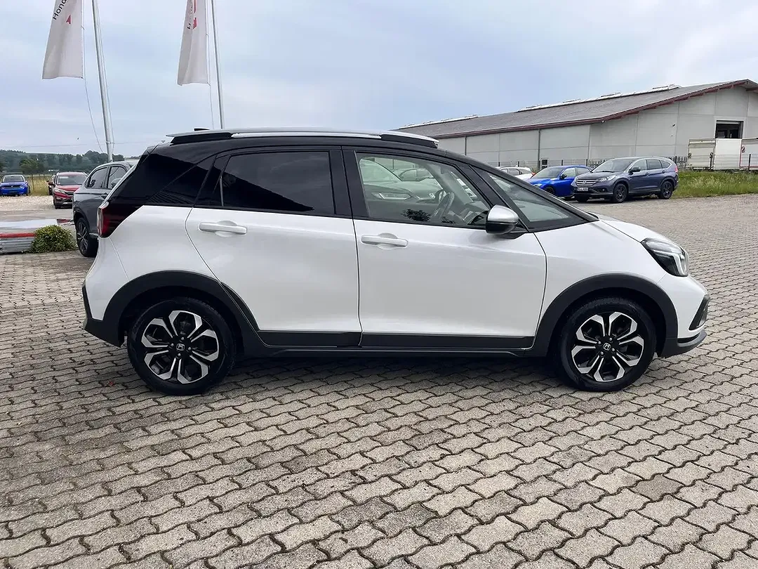 Honda Jazz - Thumbnail 4