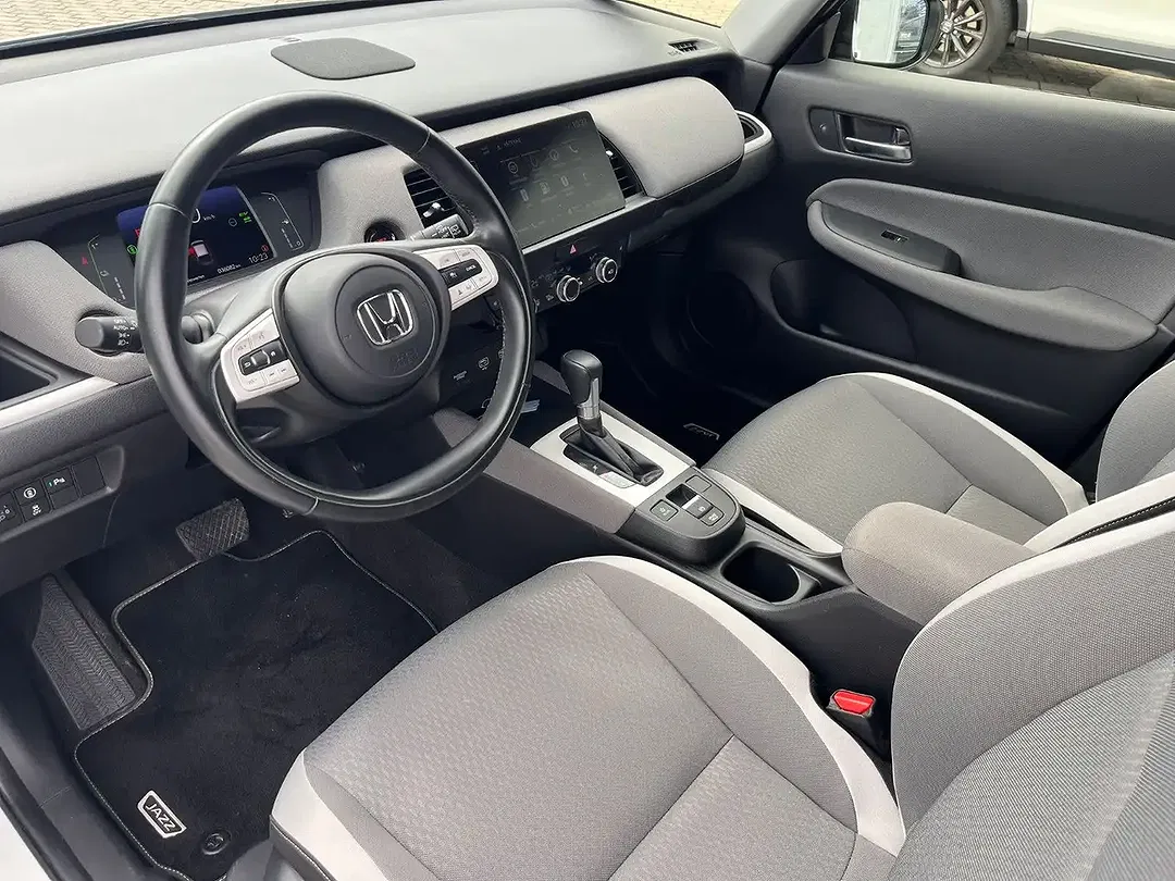 Honda Jazz - Thumbnail 9