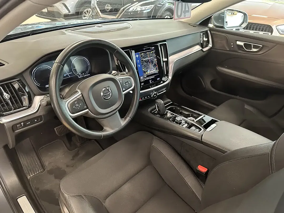 Volvo V60 - Thumbnail 10