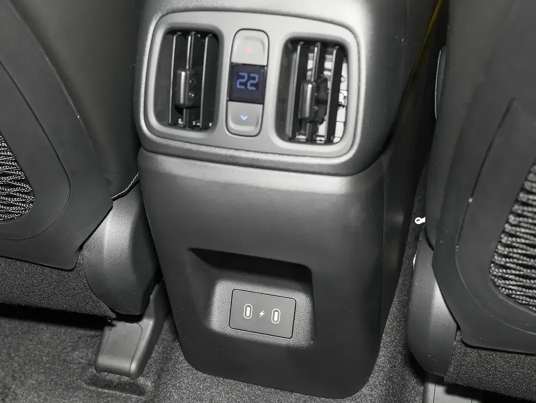 Hyundai TUCSON - Thumbnail 21