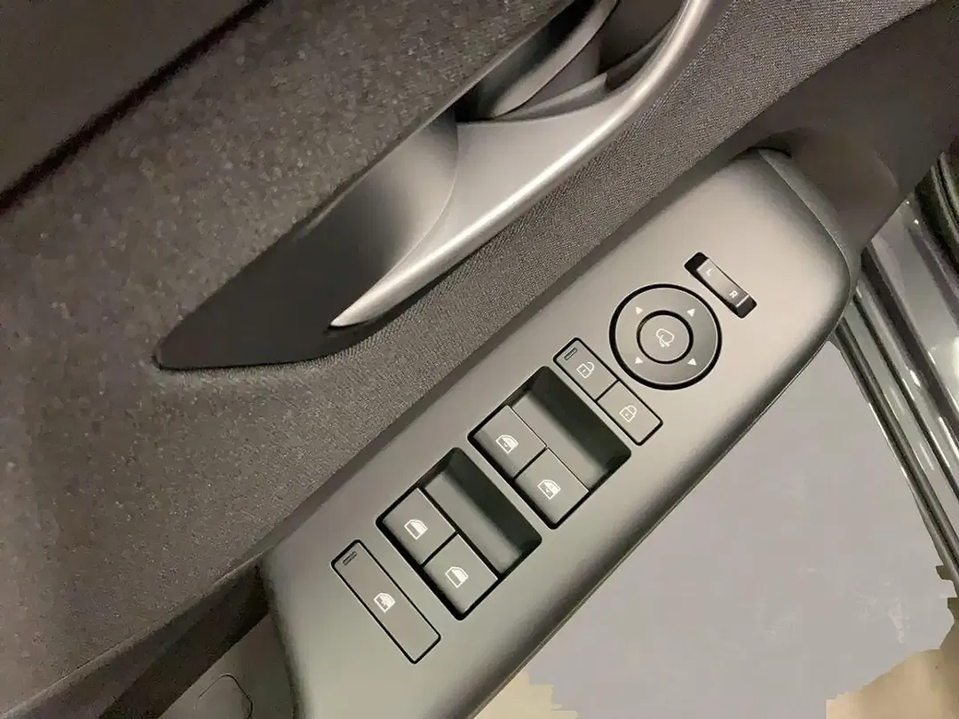 Hyundai KONA - Thumbnail 12