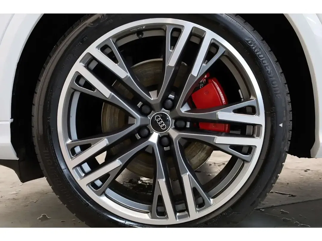 Audi Q5 - Thumbnail 7