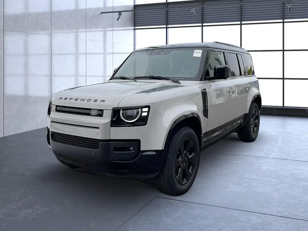 Land Rover Defender - Thumbnail 2