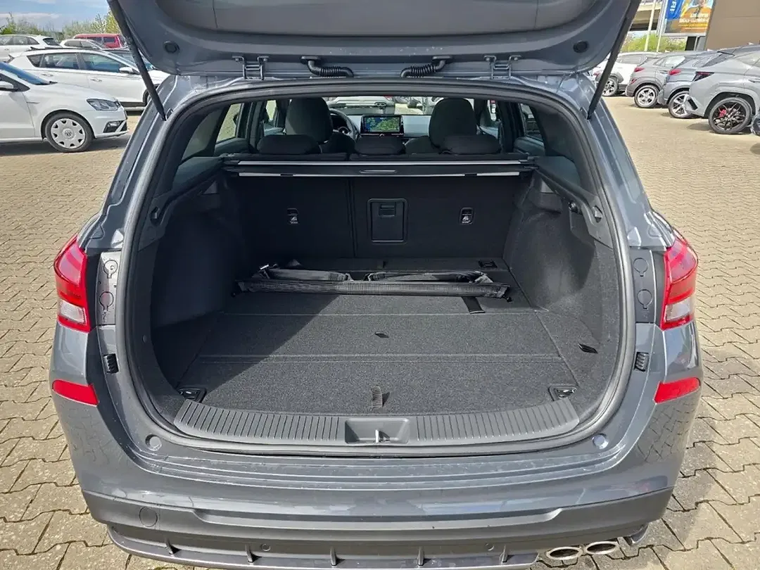 Hyundai i30 - Thumbnail 12