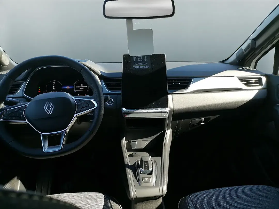 Renault Captur - Thumbnail 8