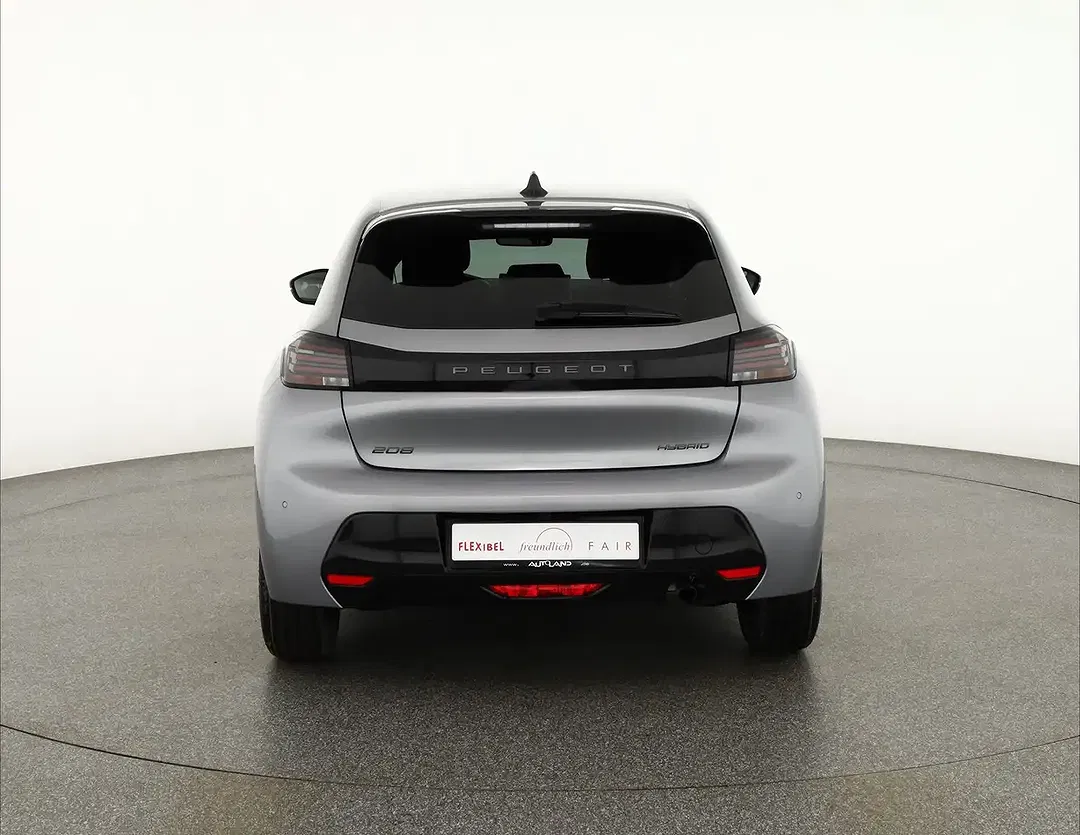 Peugeot 208 - Thumbnail 3