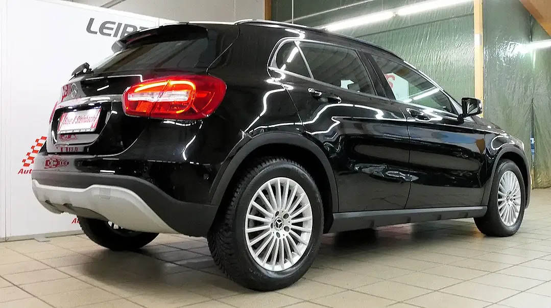 Mercedes-Benz GLA 180 - Thumbnail 5