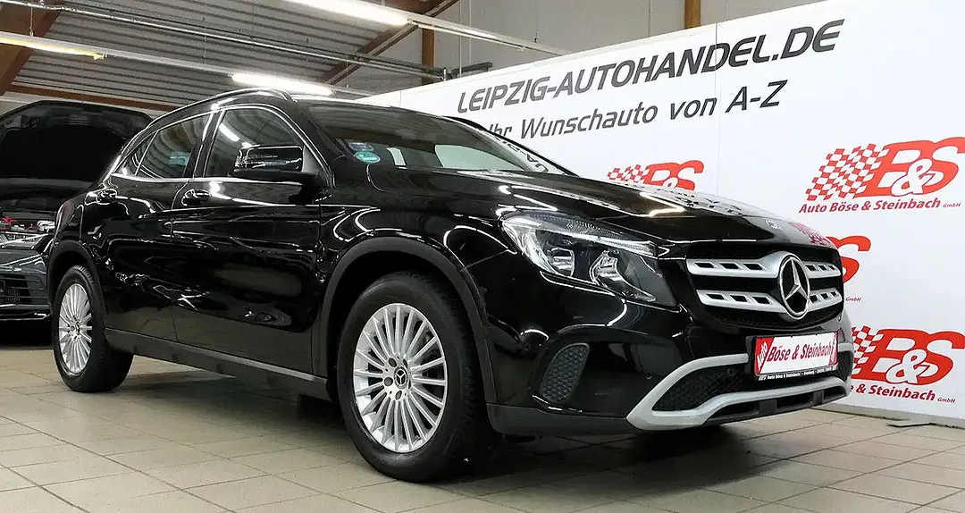 Mercedes-Benz GLA 180 - Thumbnail 7