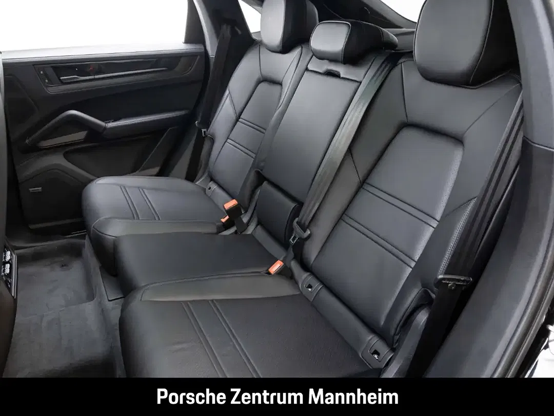 Porsche Cayenne - Thumbnail 14