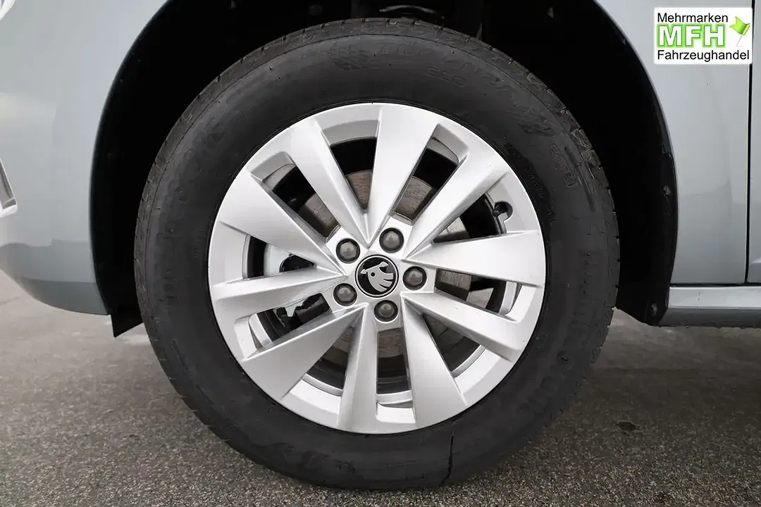 Skoda Kamiq - Thumbnail 15