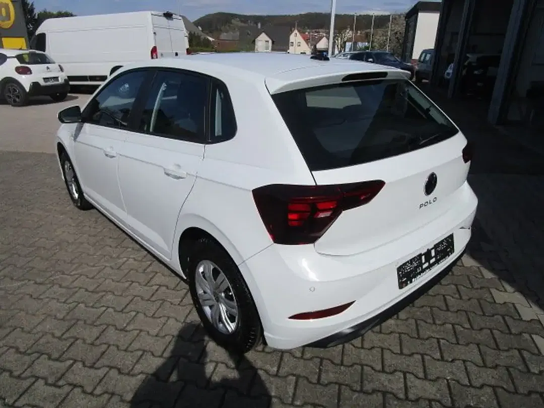 Volkswagen Polo - Thumbnail 5
