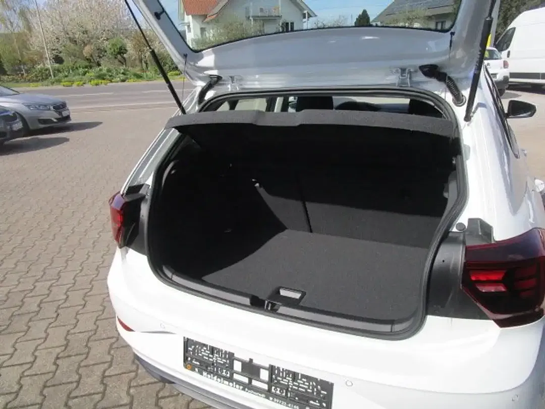 Volkswagen Polo - Thumbnail 6