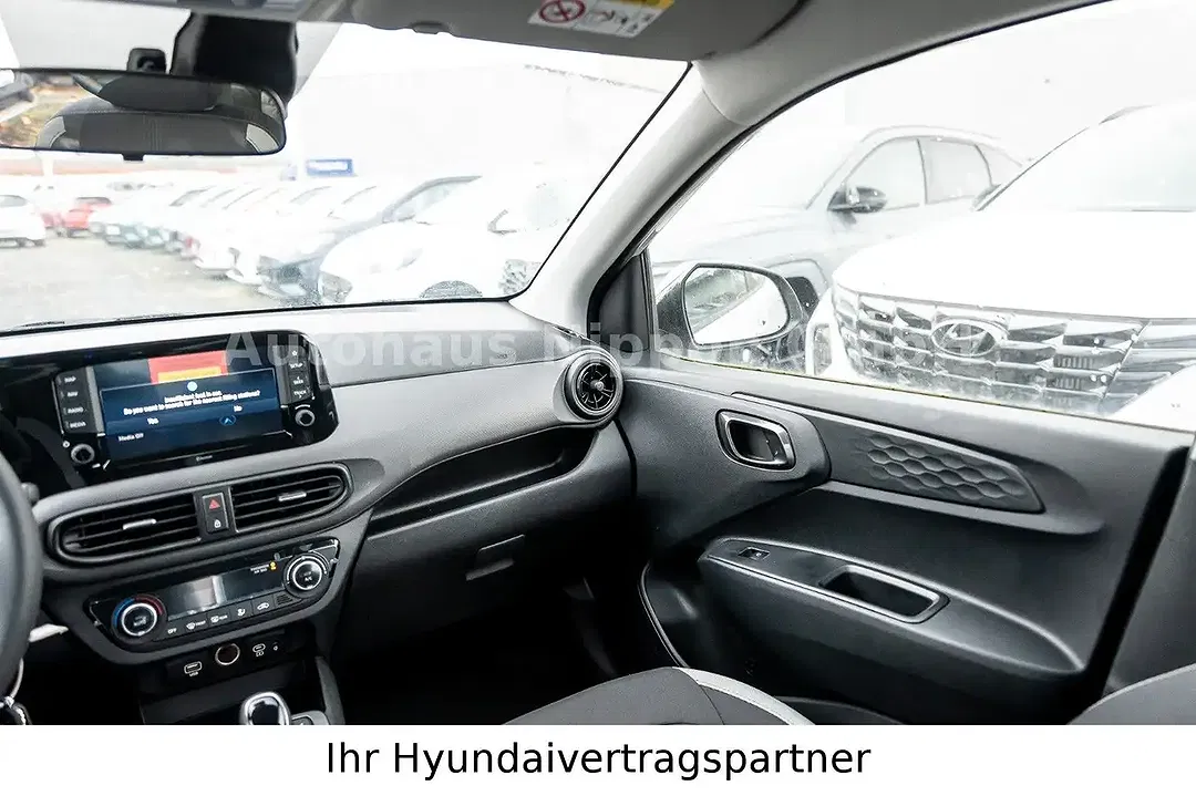 Hyundai i10 - Thumbnail 10