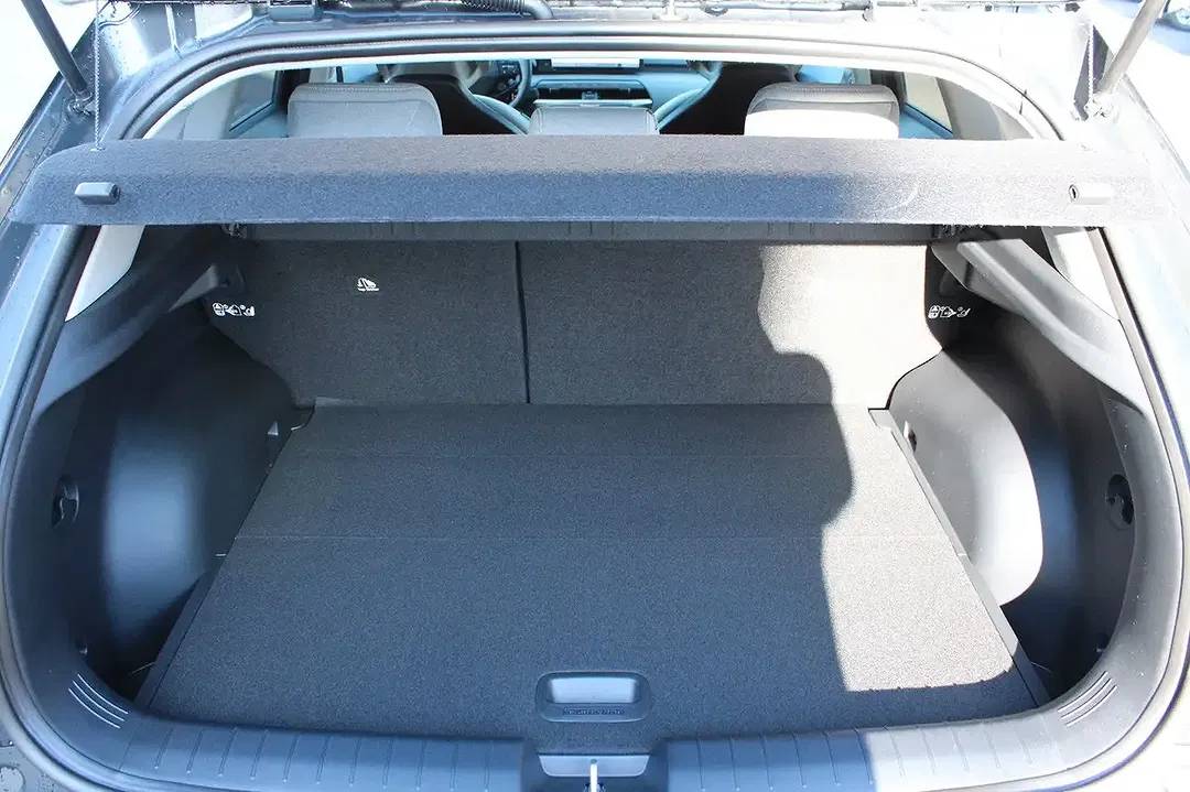 Kia EV4 - Thumbnail 11
