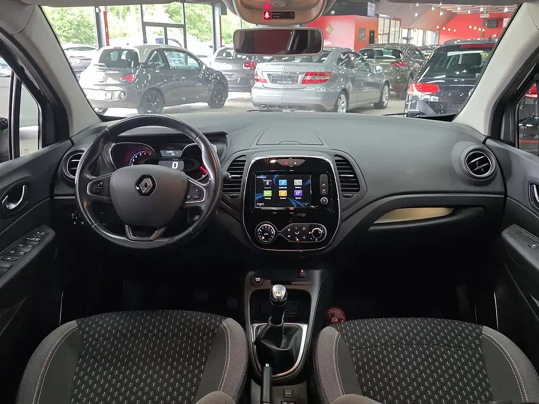 Renault Captur - Thumbnail 12