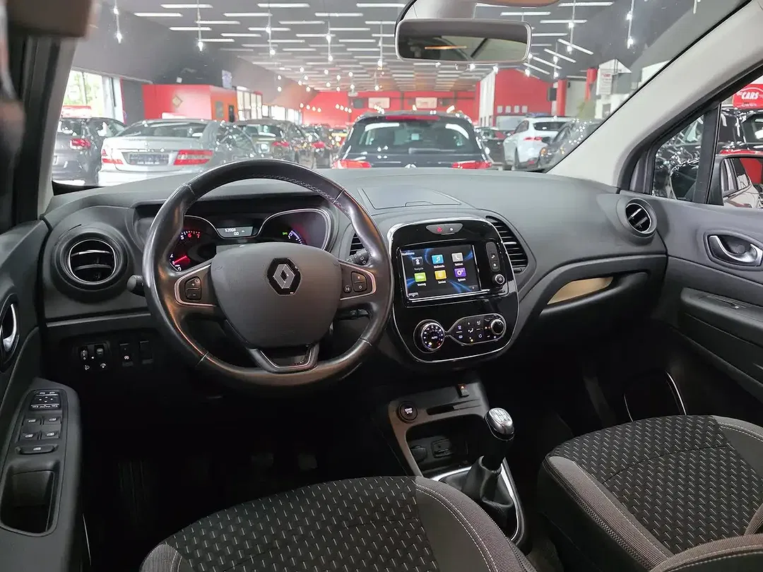 Renault Captur - Thumbnail 13