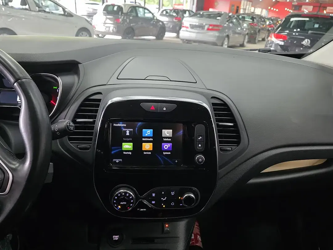 Renault Captur - Thumbnail 15