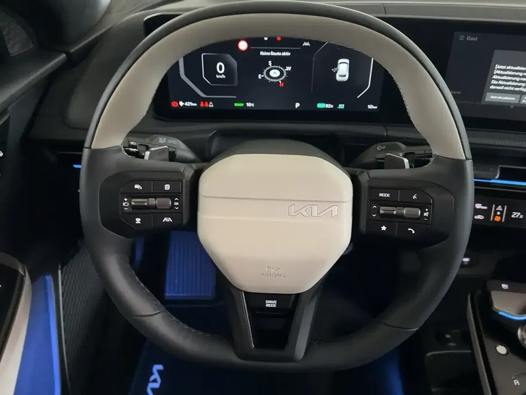 Kia EV6 - Thumbnail 10