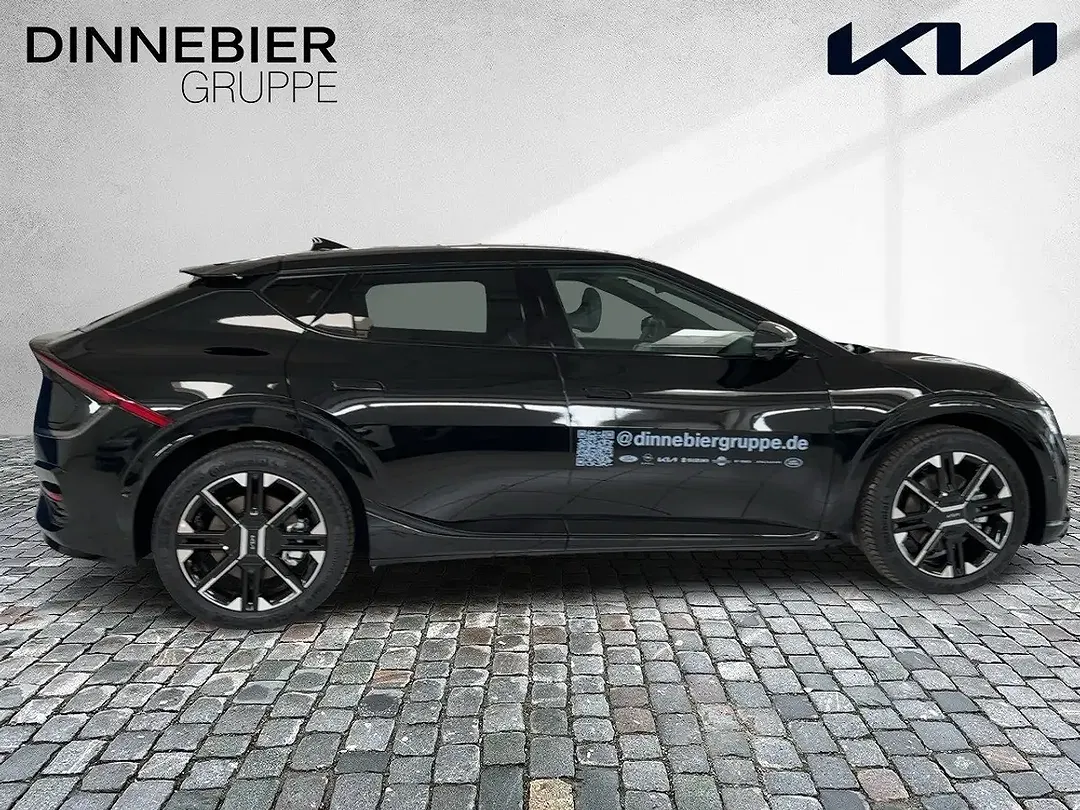 Kia EV6 - Thumbnail 4