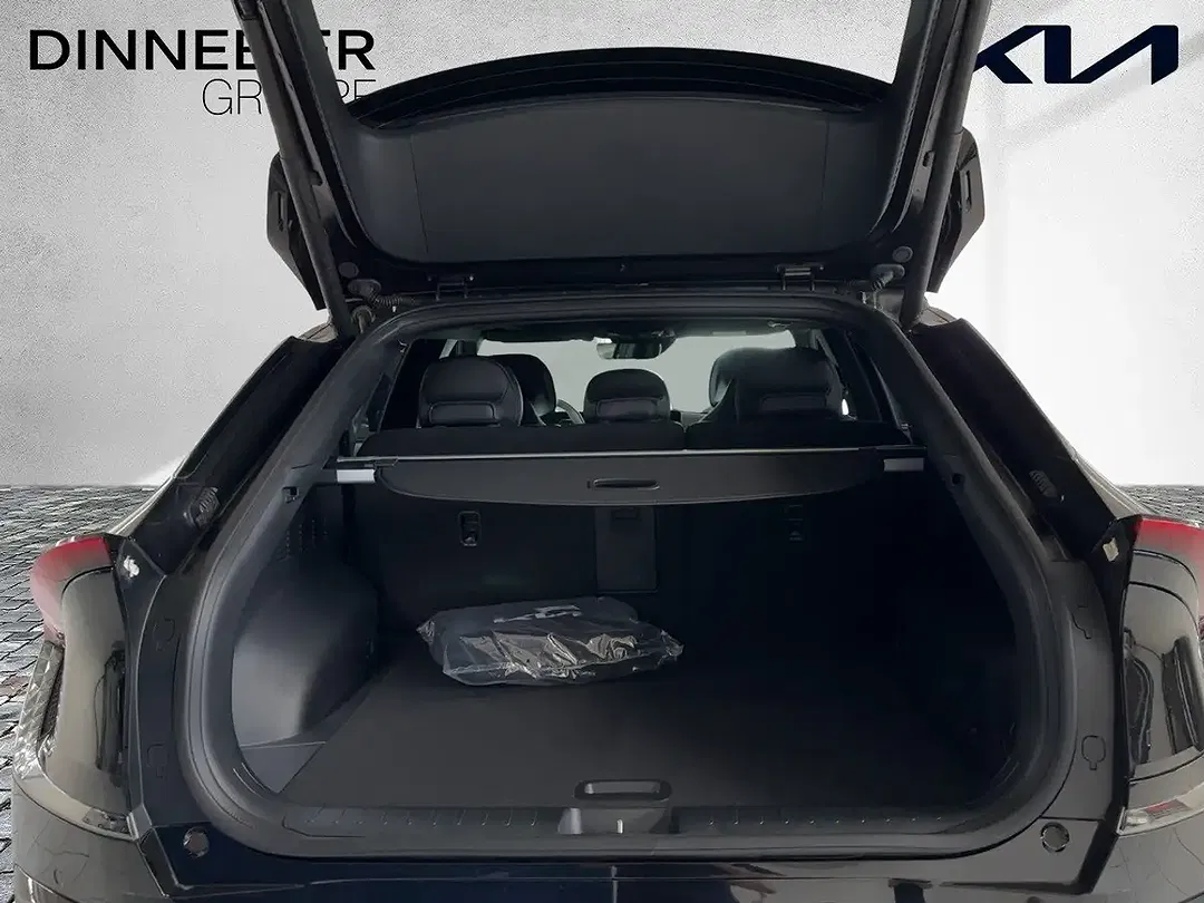 Kia EV6 - Thumbnail 6
