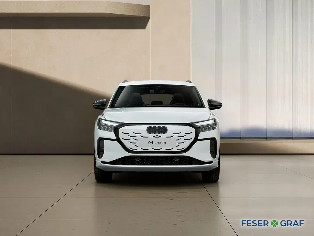 Audi Q4 e-tron - Thumbnail 2