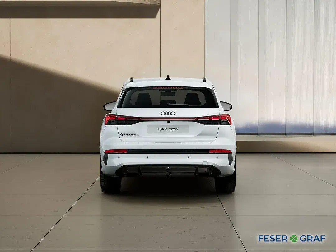 Audi Q4 e-tron - Thumbnail 4