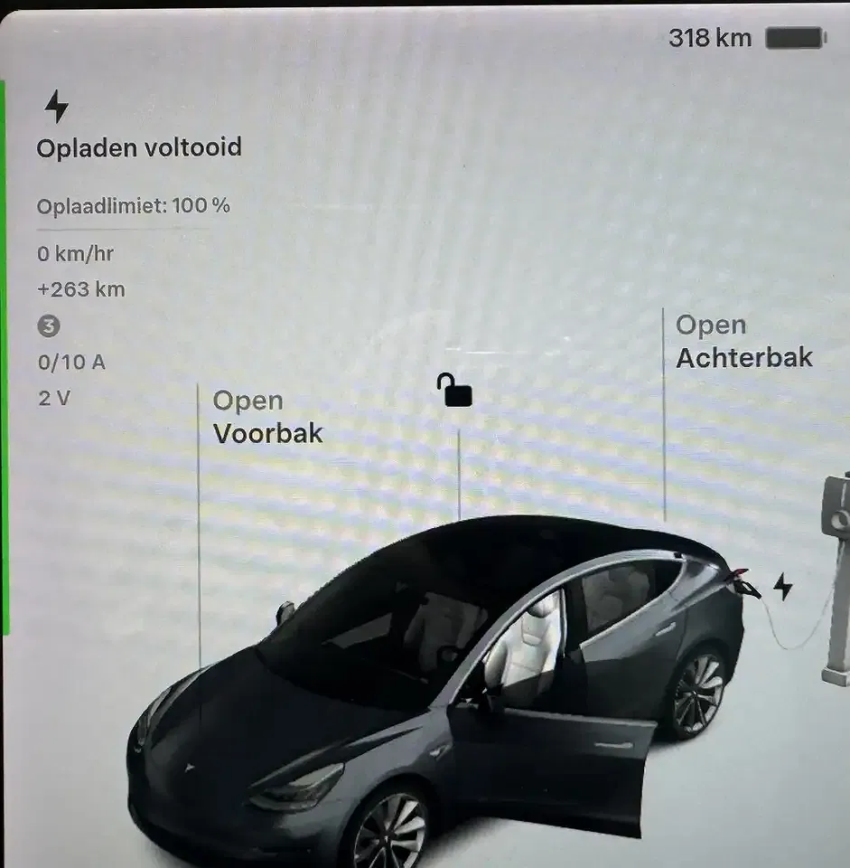 Tesla Model 3 - Thumbnail 29