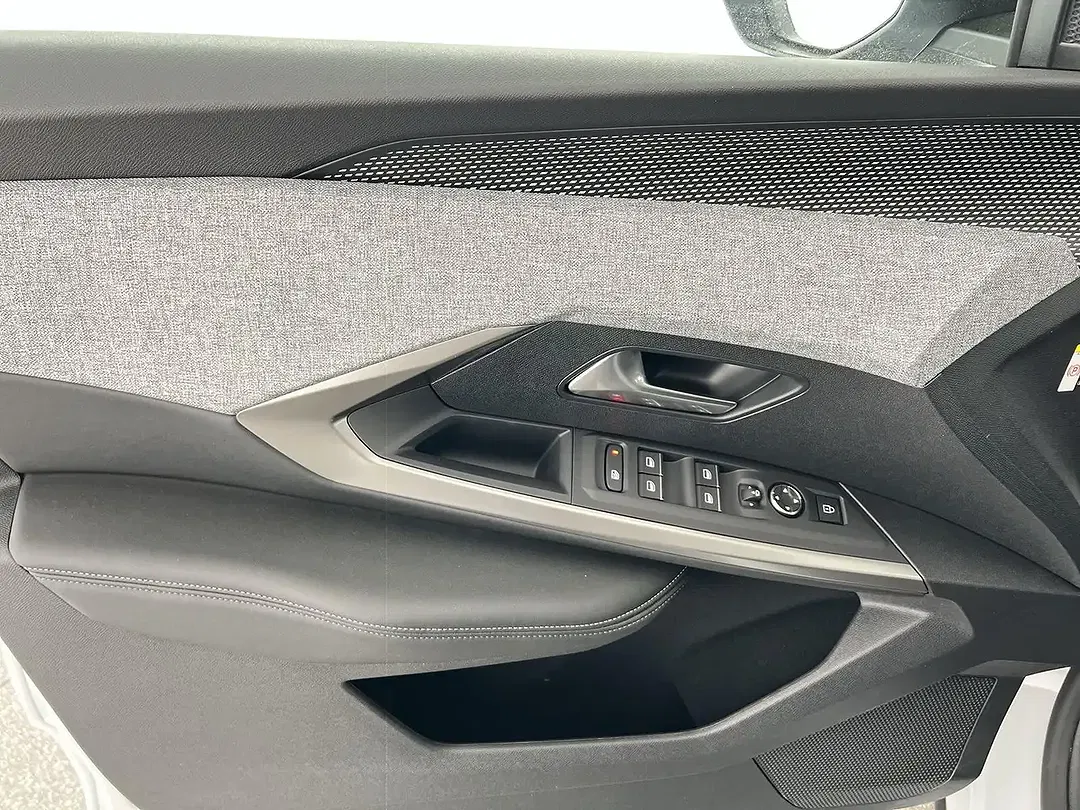Peugeot 5008 - Thumbnail 10