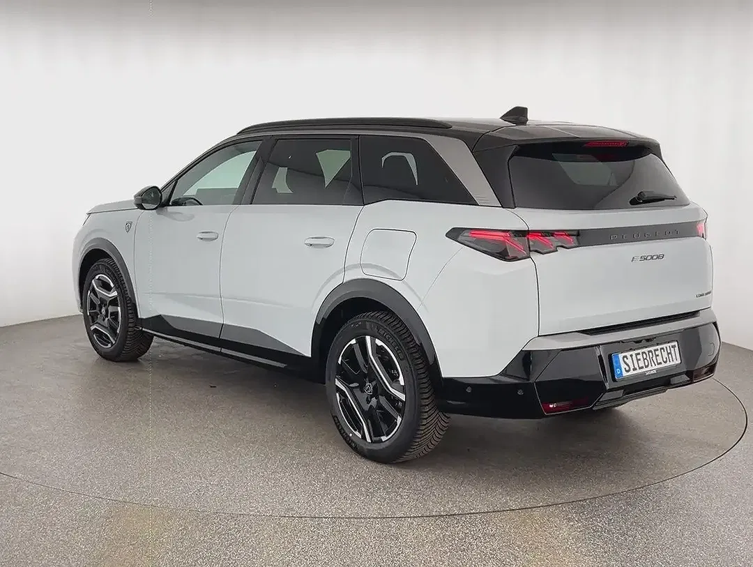 Peugeot 5008 - Thumbnail 5