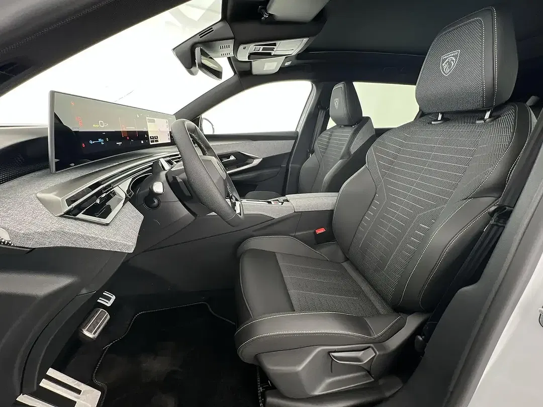 Peugeot 5008 - Thumbnail 8
