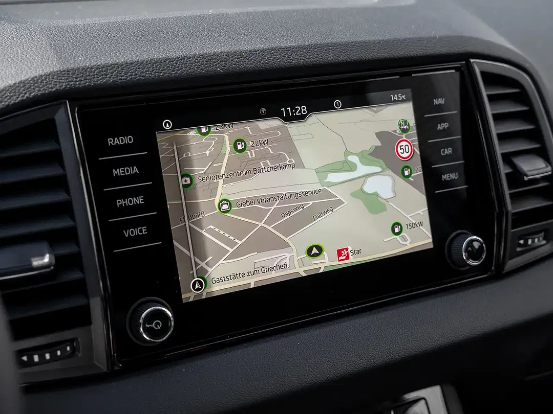 Skoda Karoq - Thumbnail 11