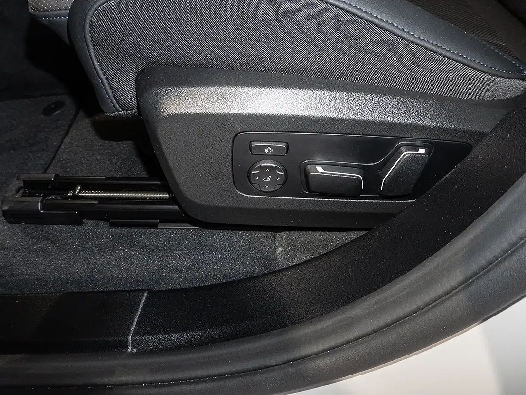 BMW X3 - Thumbnail 12