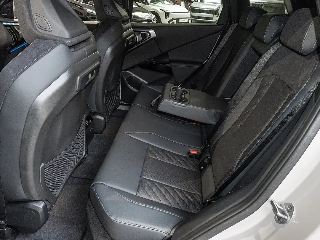 BMW X3 - Thumbnail 14
