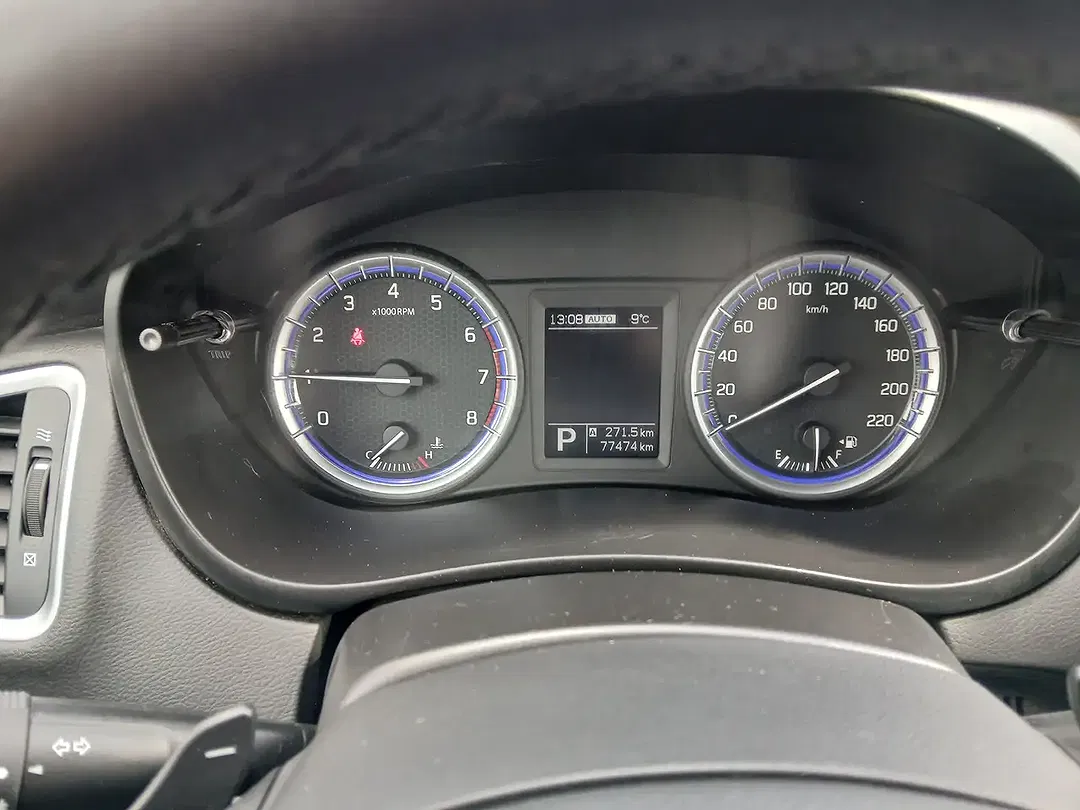 Suzuki SX4 S-Cross - Thumbnail 13