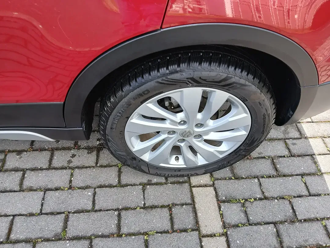 Suzuki SX4 S-Cross - Thumbnail 9