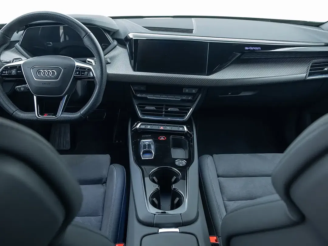 Audi RS e-tron GT - Thumbnail 13