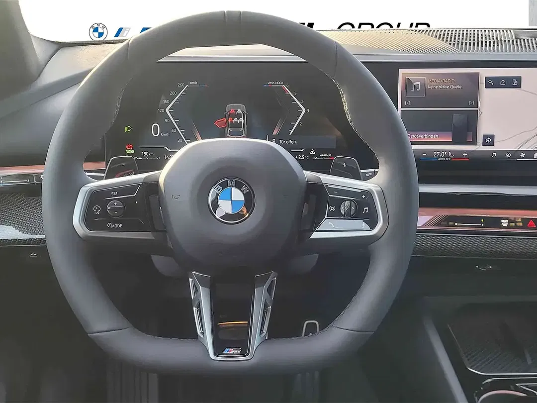 BMW 520 - Thumbnail 6