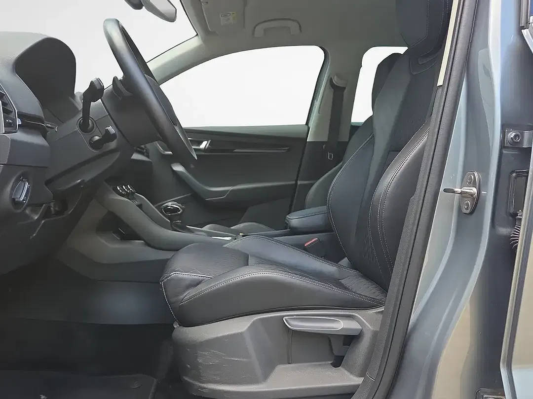 Skoda Karoq - Thumbnail 6