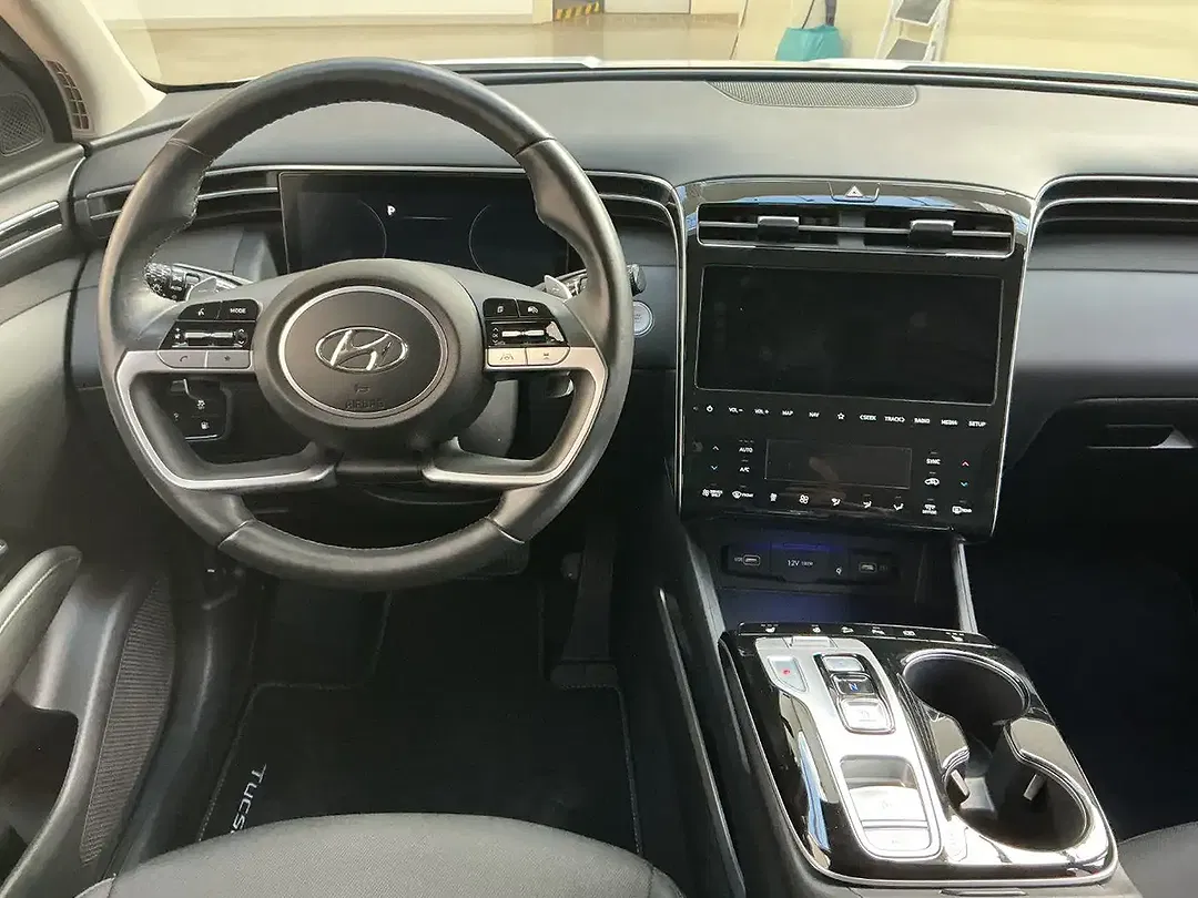 Hyundai TUCSON - Thumbnail 10
