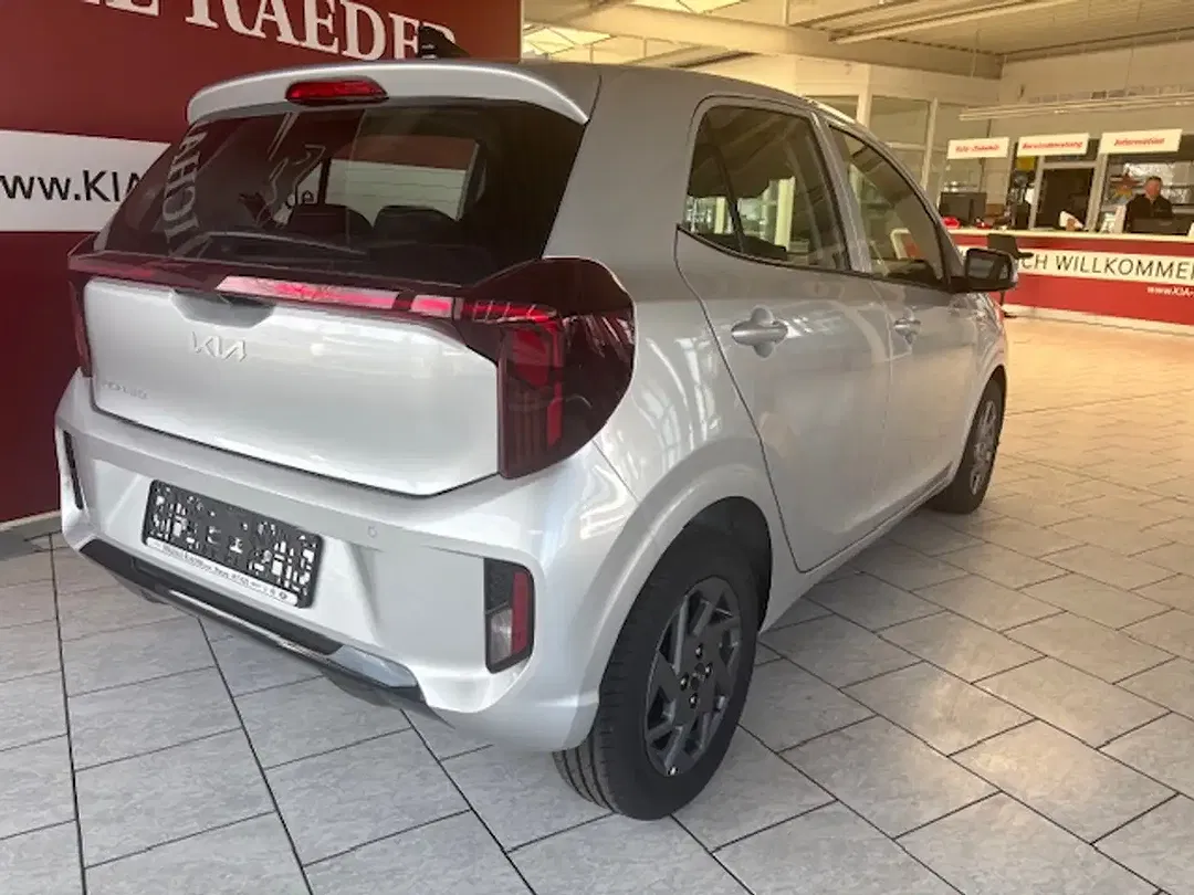 Kia Picanto - Thumbnail 3