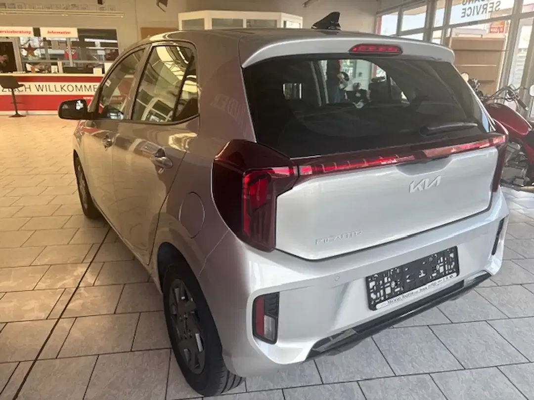Kia Picanto - Thumbnail 5