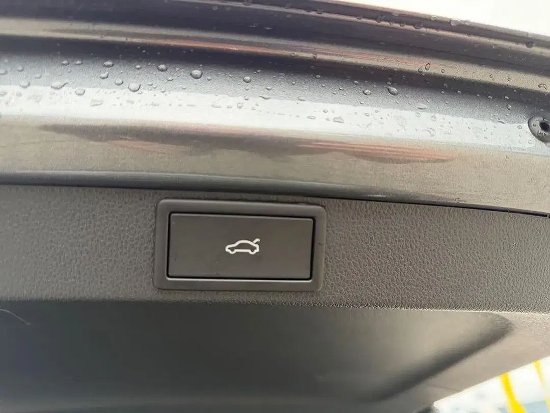 Skoda Octavia - Thumbnail 11