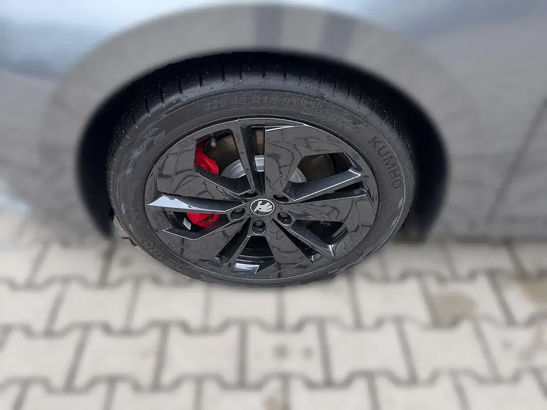 Skoda Octavia - Thumbnail 8