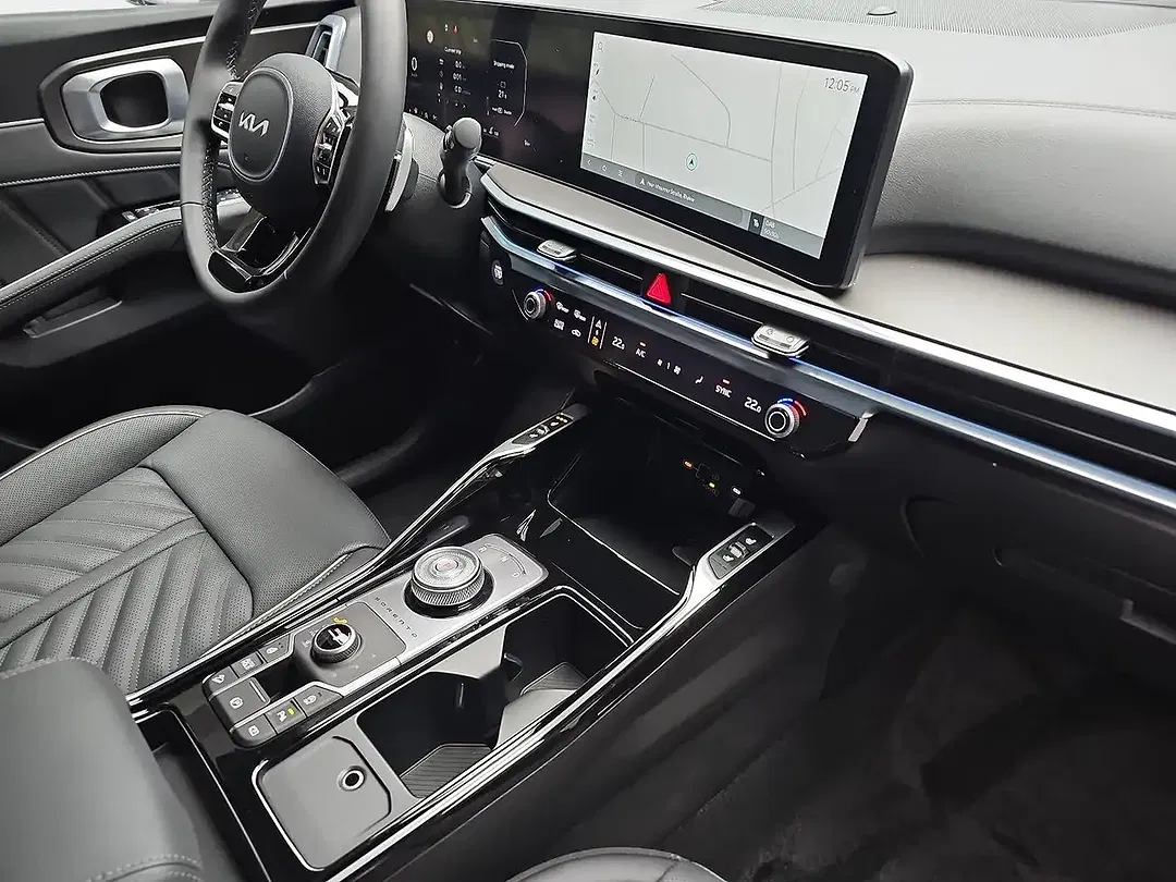 Kia Sorento - Thumbnail 17