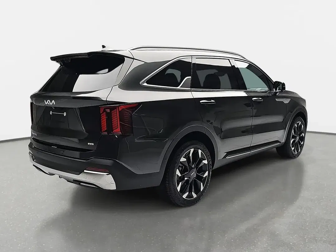 Kia Sorento - Thumbnail 3