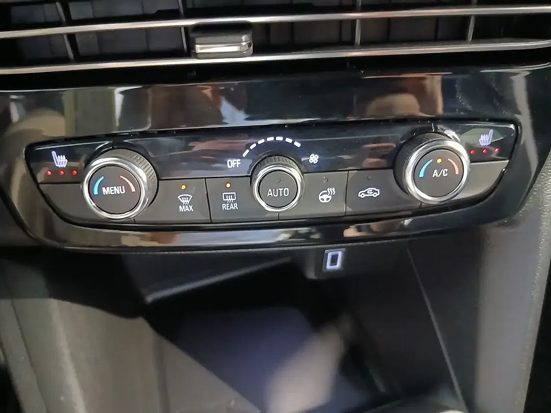 Opel Mokka - Thumbnail 12