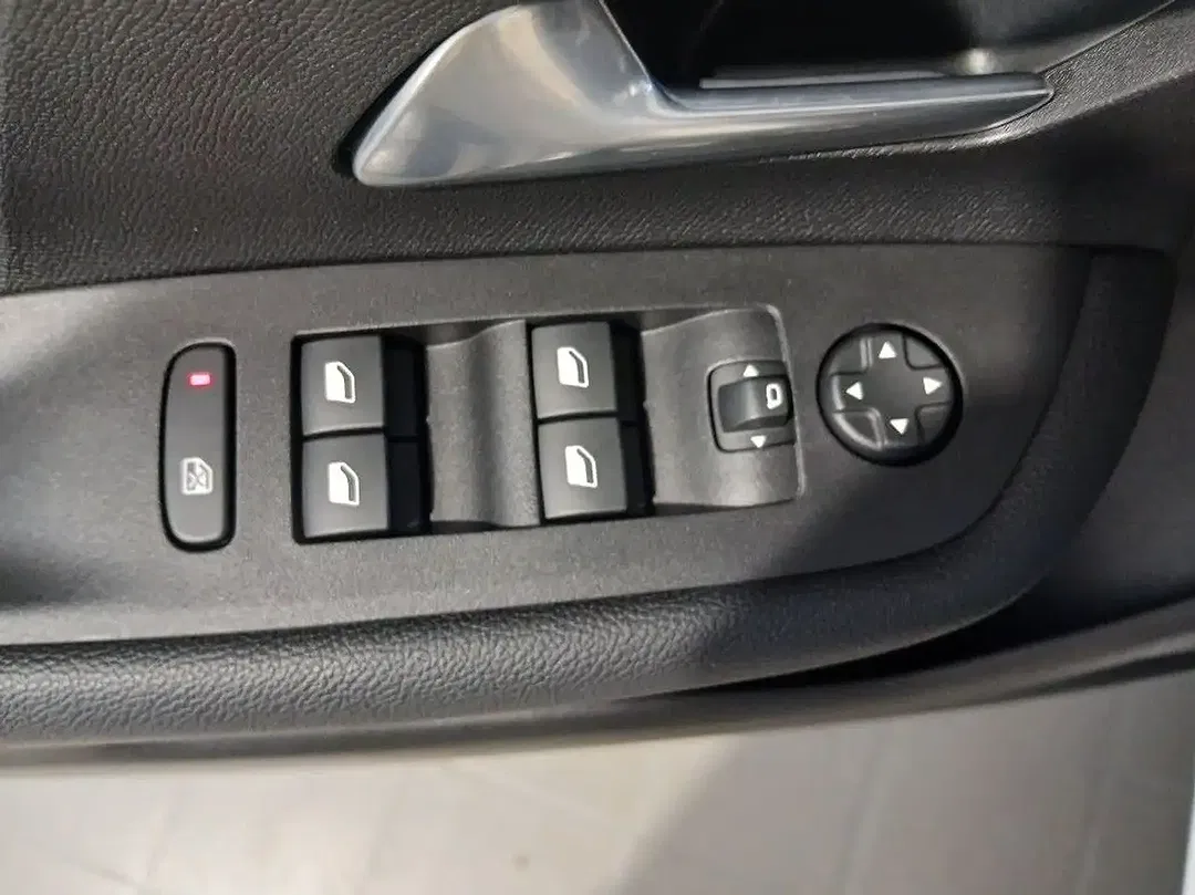 Opel Mokka - Thumbnail 6